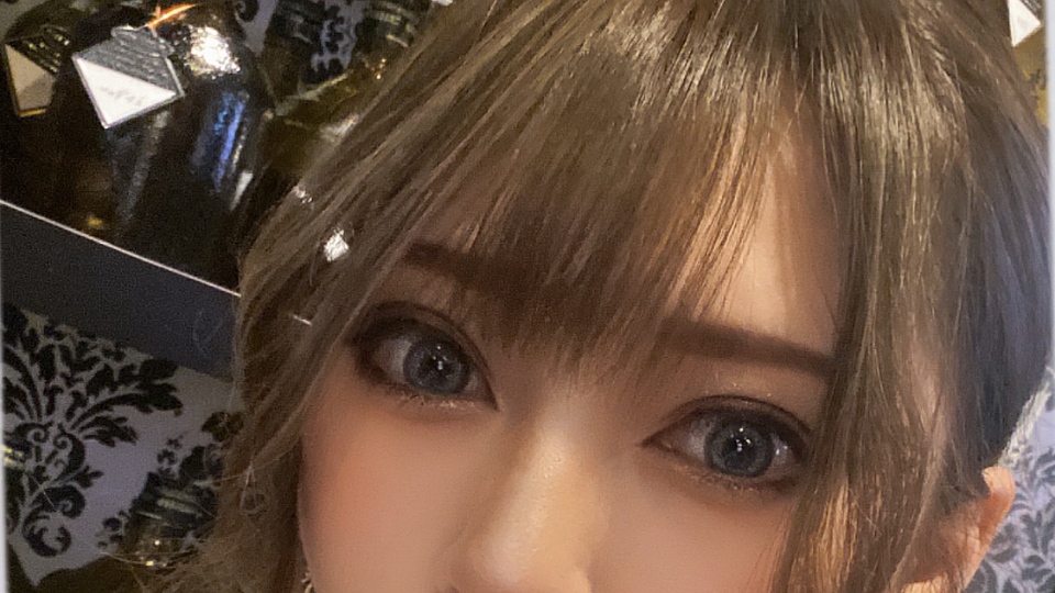 " 久しぶりにハーフ❔日本人❔って言われまぴた‪🧏🏻‍♀️しっかり純ジャパです "