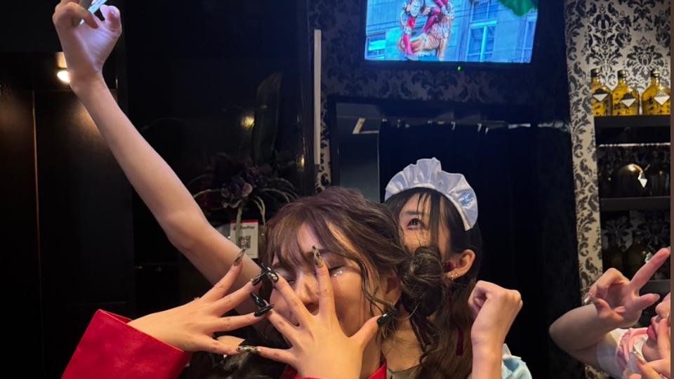 " 昨日から寒すぎ😖❄️寒いけどみんな引きこもらずに街へ繰り出してこ))˙꒳˙)꜆ "