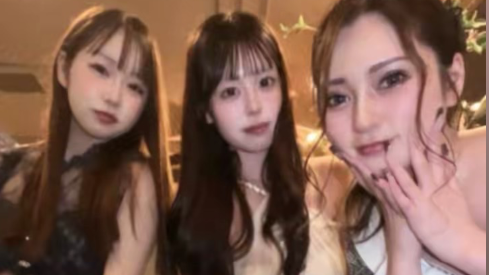 " わーいわーいᐠ( ᐛ )ᐟ いくつになっても身長伸びてると嬉しいって何😳💗 "