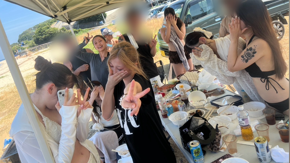 " 人見知り陰キャ爆発💣再び夏満喫🍧🥄◝✩楽しいと引き換えに疲れが𝗠𝗮𝘅❤️‍🔥 "