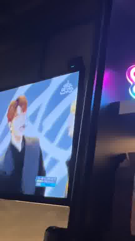 バー15ムービー